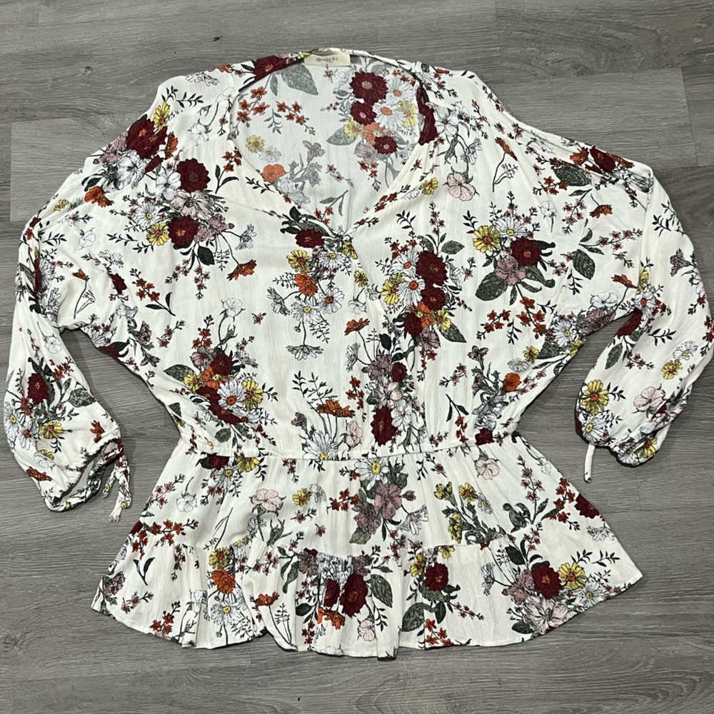 A Beautiful Soul / Altar’d Stare V Neck Women Floral Long Sleeve Top Plus Size